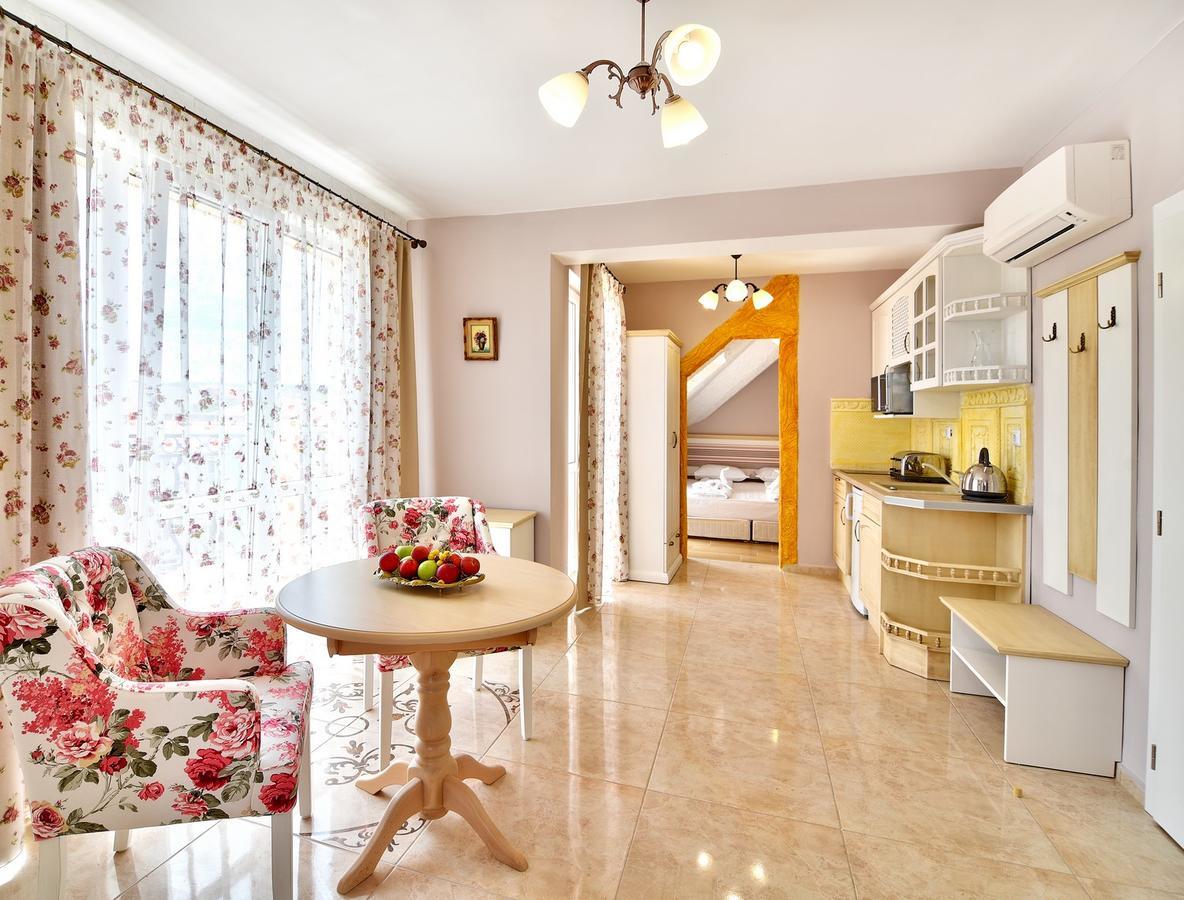 Sirena Palace Family Hotel 오브조르 외부 사진